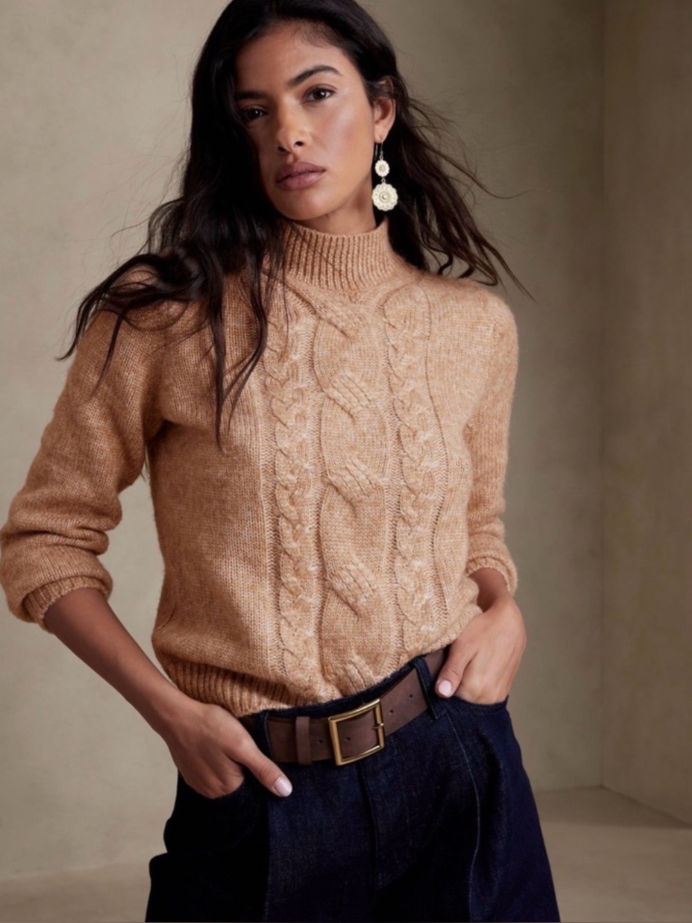 Banana Republic Petite XL Tan Cable Knit Mock Neck Sweater